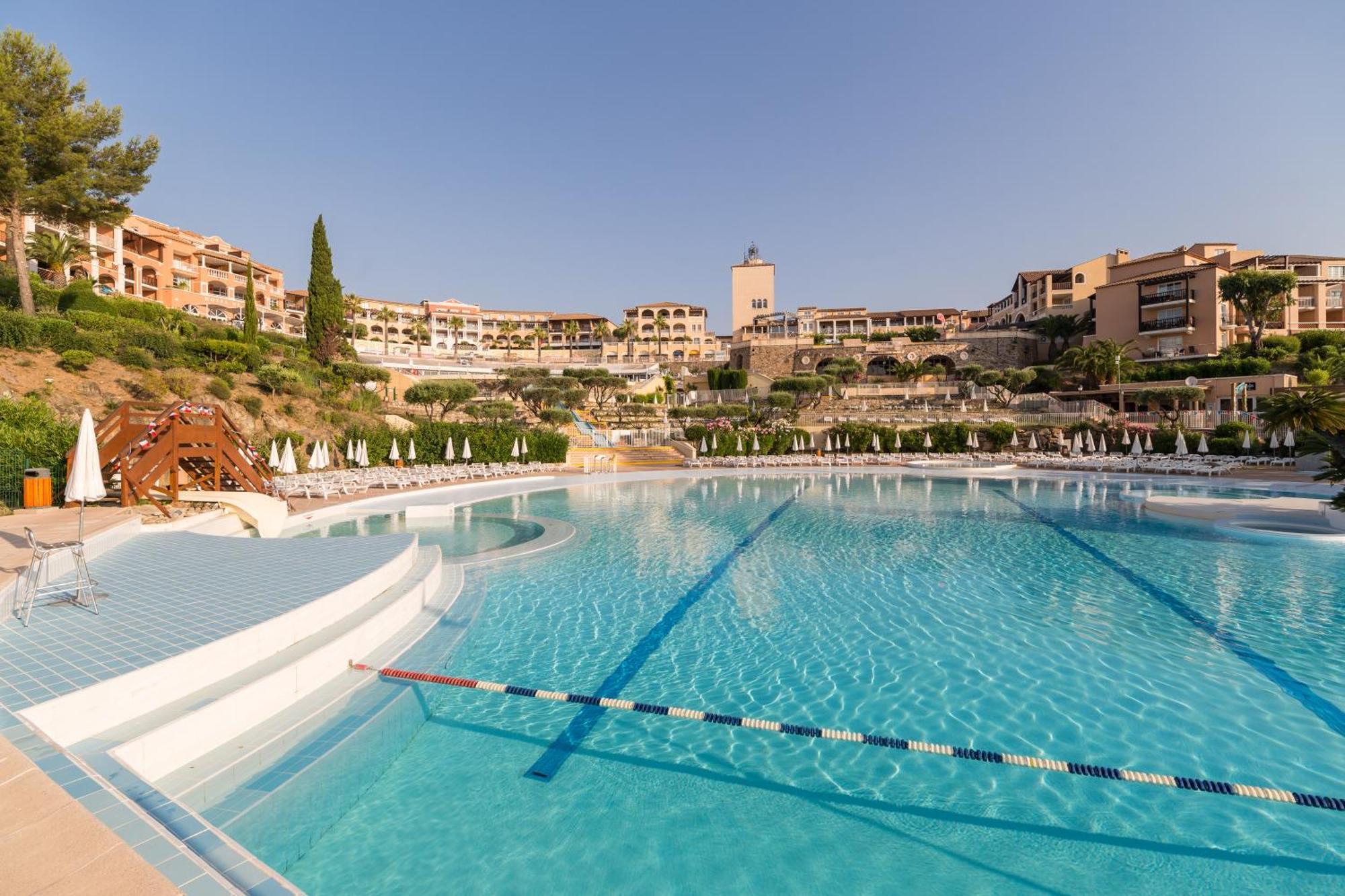 Hotel De L'Esterel Pierre & Vacances Saint-Raphael  Ngoại thất bức ảnh