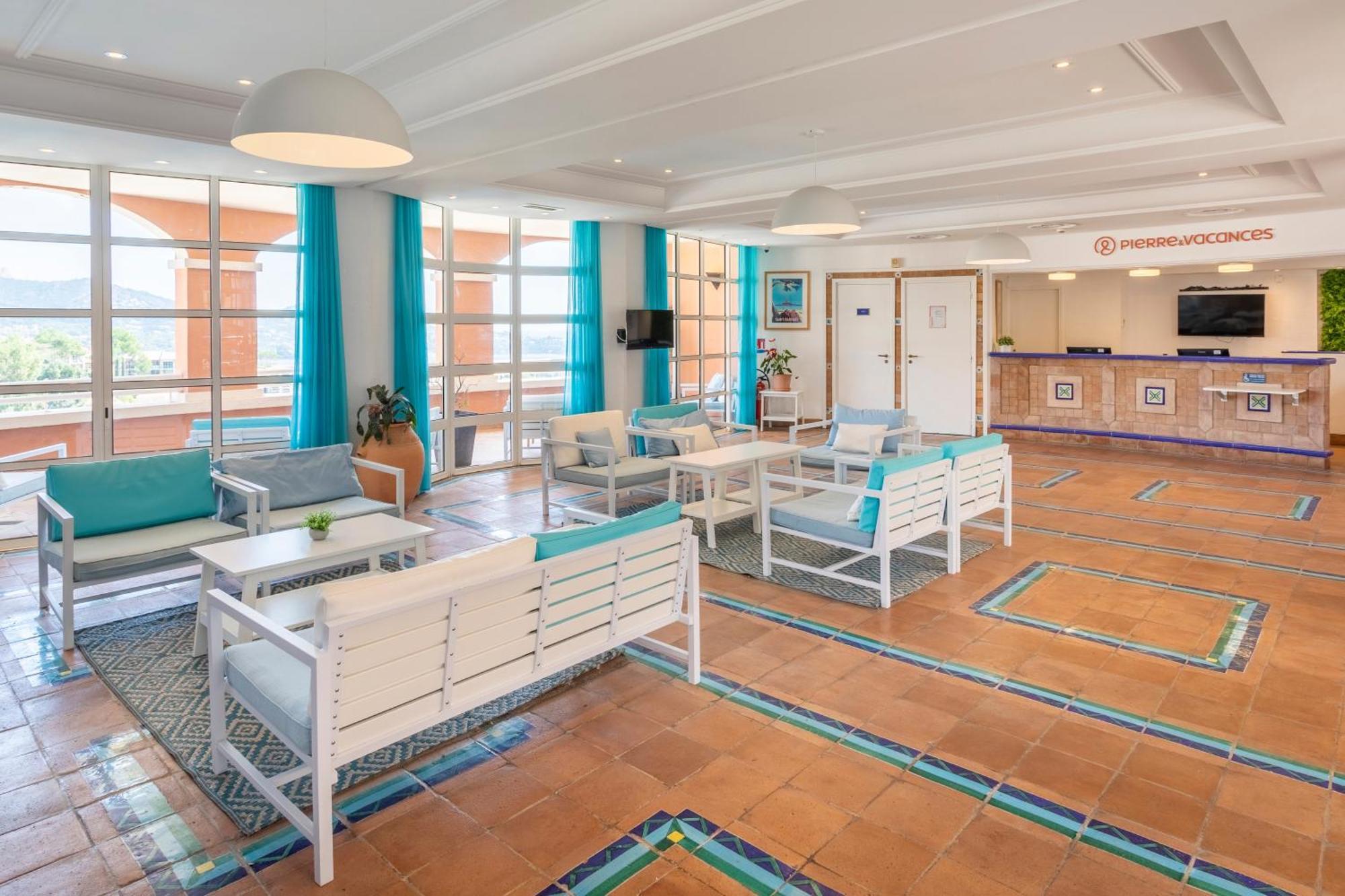 Hotel De L'Esterel Pierre & Vacances Saint-Raphael  Ngoại thất bức ảnh