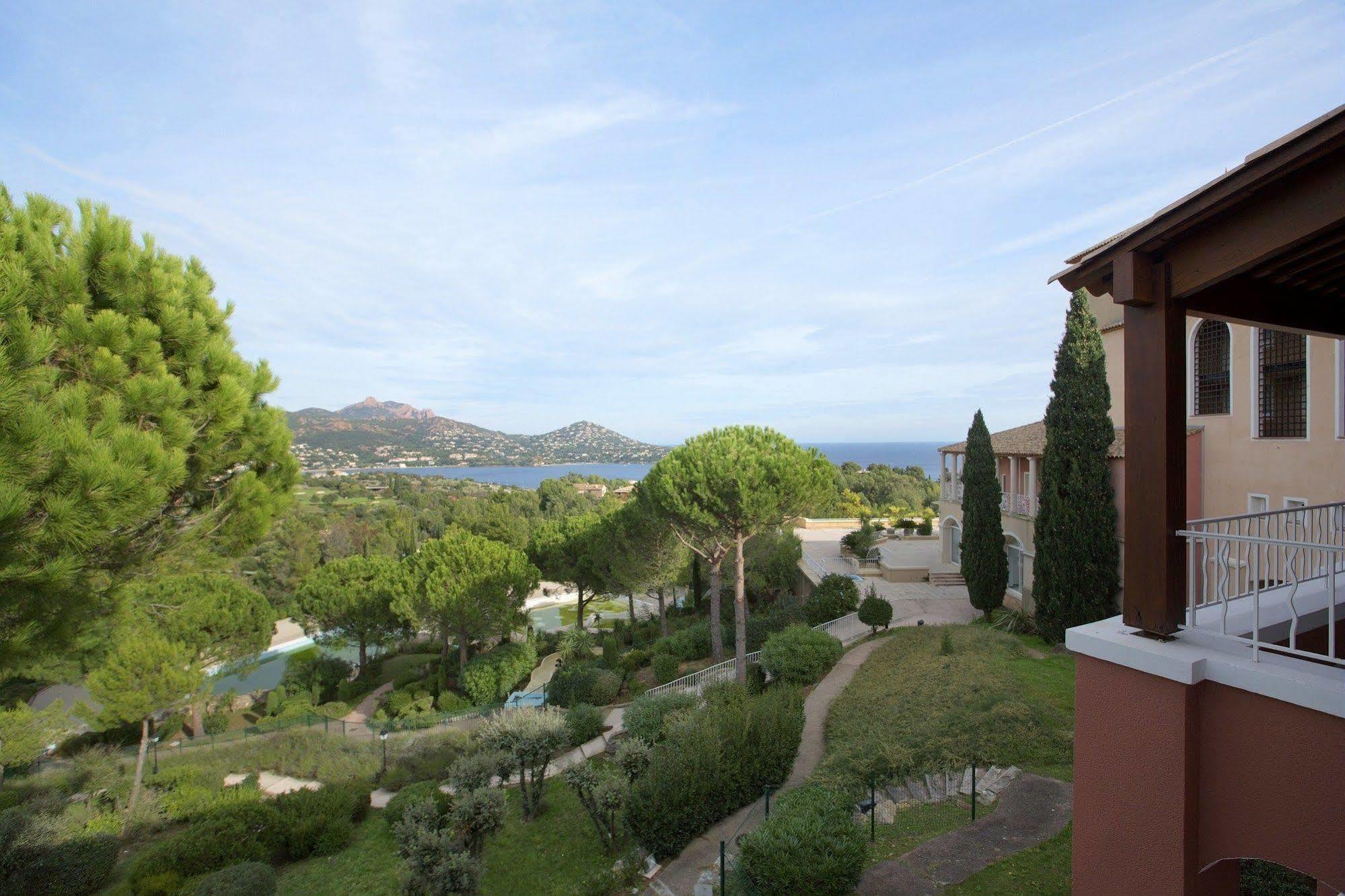 Hotel De L'Esterel Pierre & Vacances Saint-Raphael  Ngoại thất bức ảnh